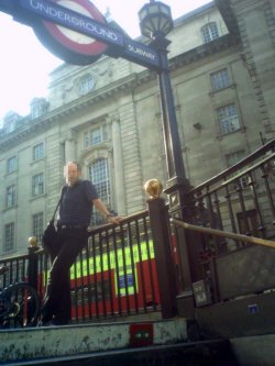 Potential Piccadilly Tube Invader being foiled at the station entrance